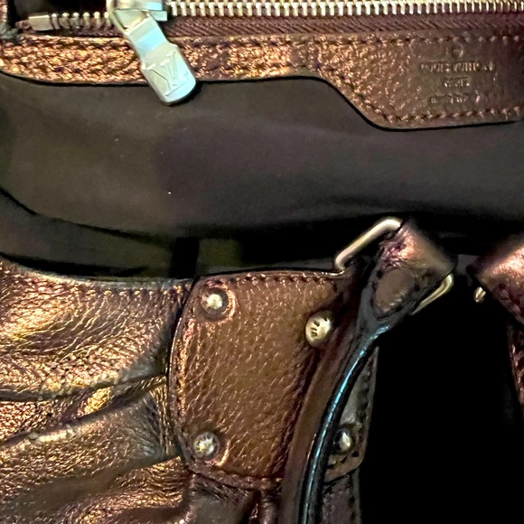 FLASH SALE🔥🔥EXCELLENT CONDITION💗 LOUIS VUITTON XL BRONZE MAHINA BAG💗💗💗 - Picture 11 of 12